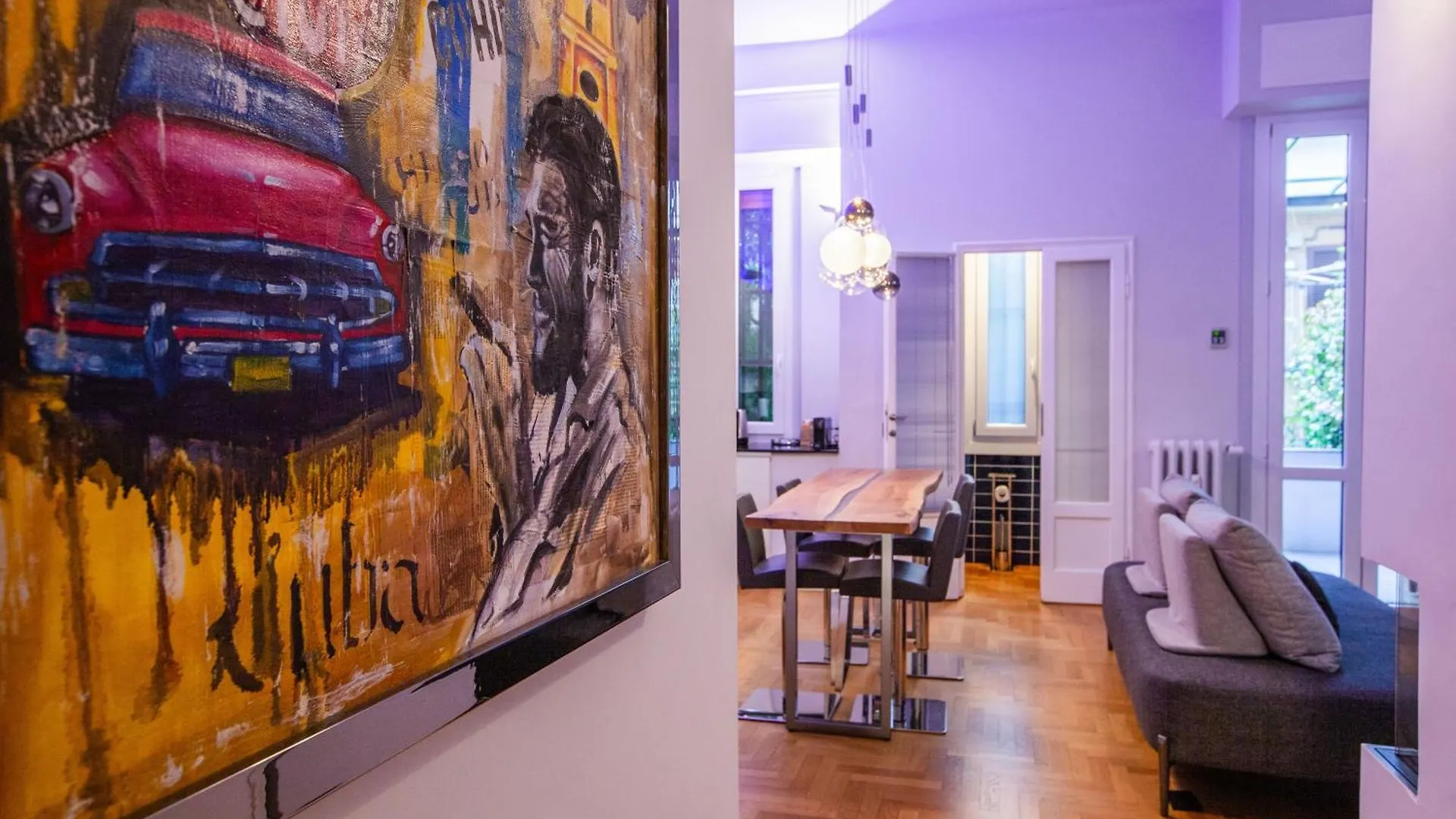 Home Boutique Con Cortile-Design&Fashion District Milan Italy