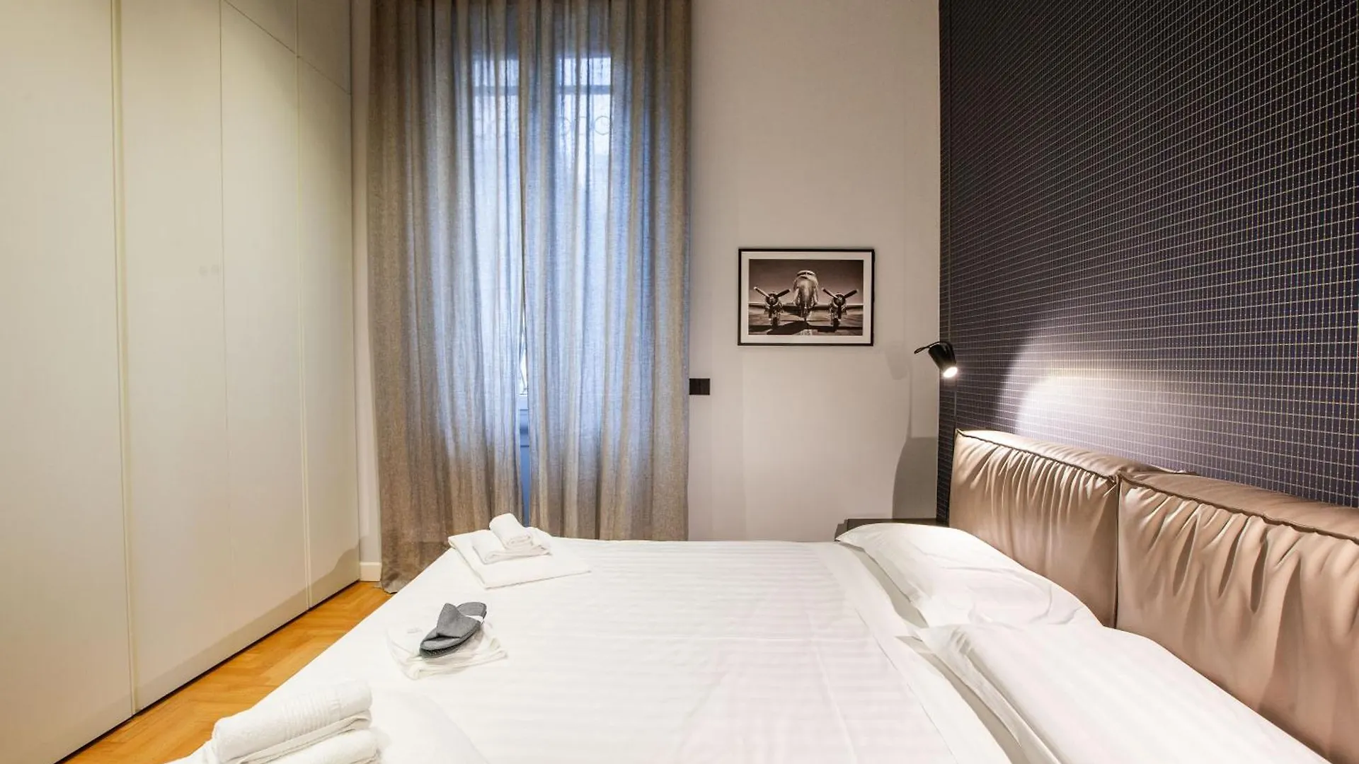Home Boutique Con Cortile-Design&Fashion District Milan 0*,  Italy