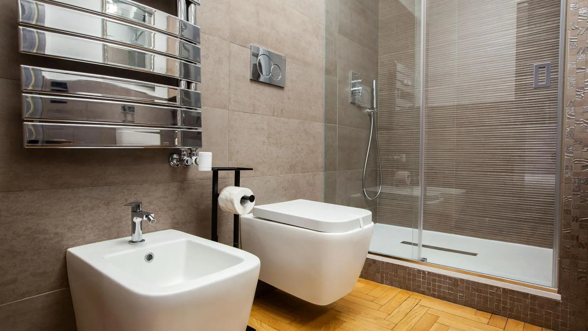 Apartment Home Boutique Con Cortile-Design&Fashion District Milan