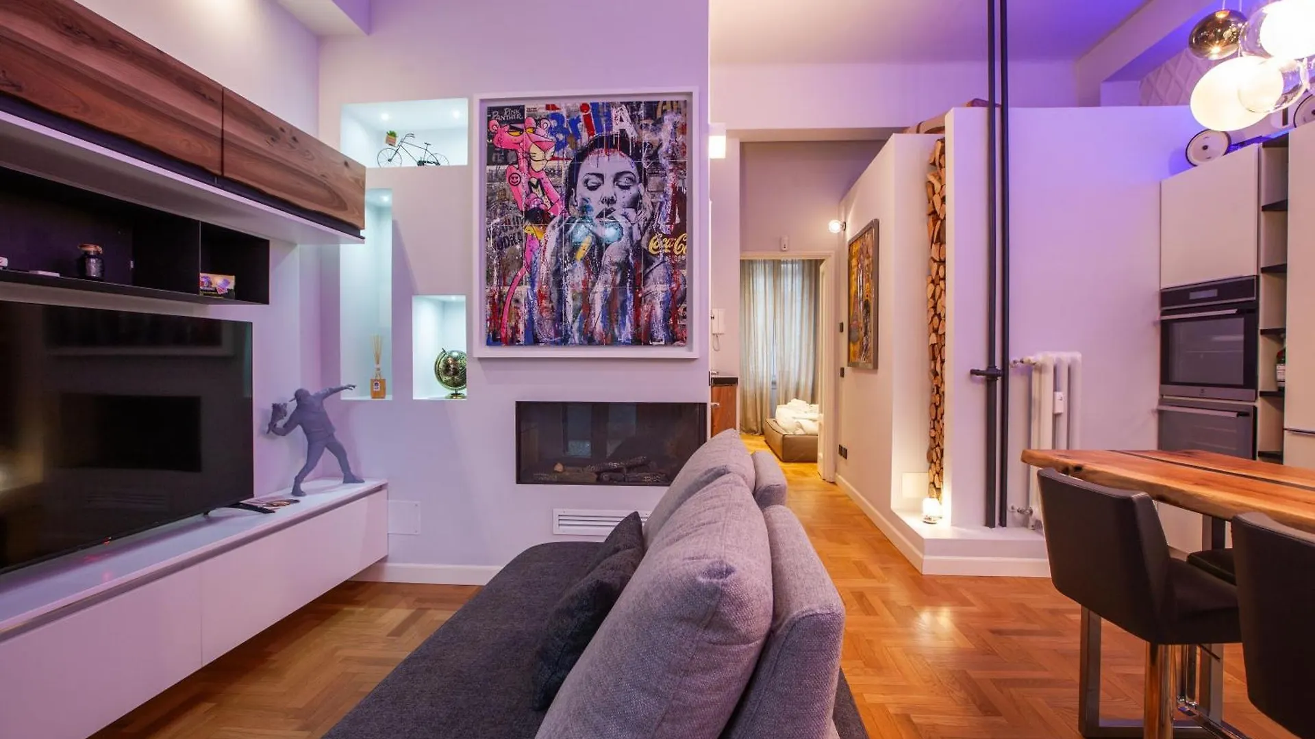 Home Boutique Con Cortile-Design&Fashion District contacts