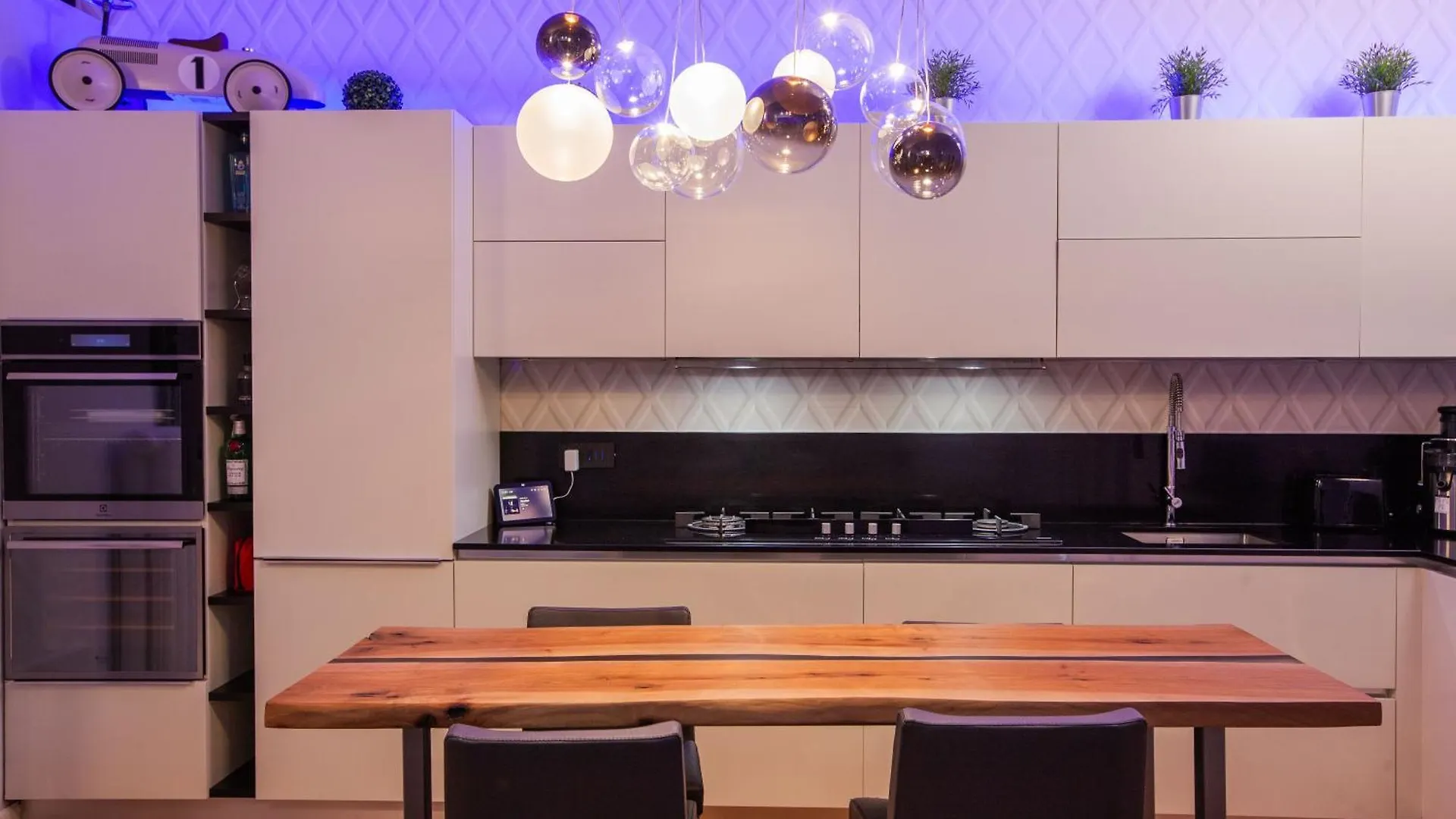 Home Boutique Con Cortile-Design&Fashion District Milan Apartment