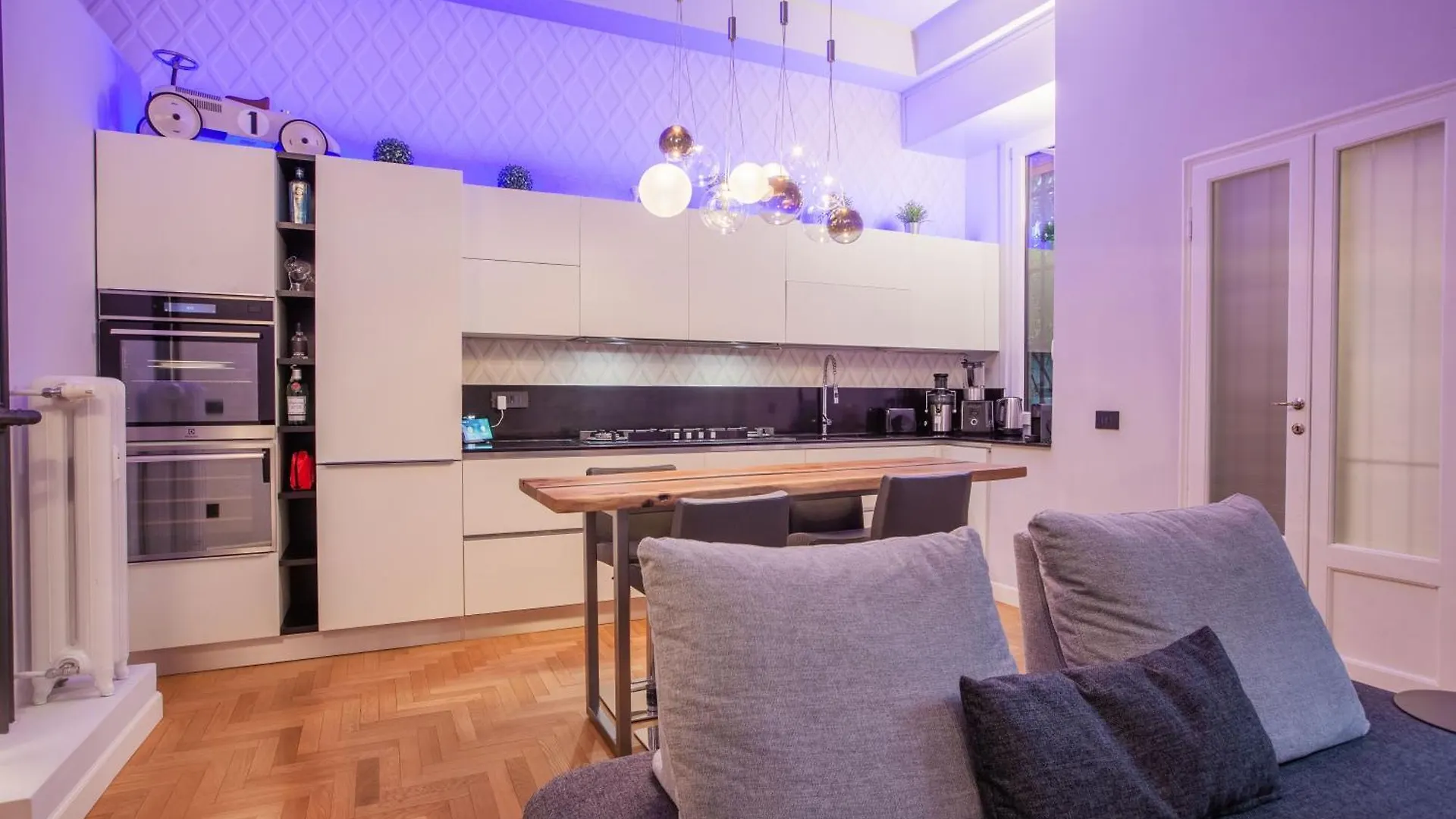 Home Boutique Con Cortile-Design&Fashion District Milan Apartment