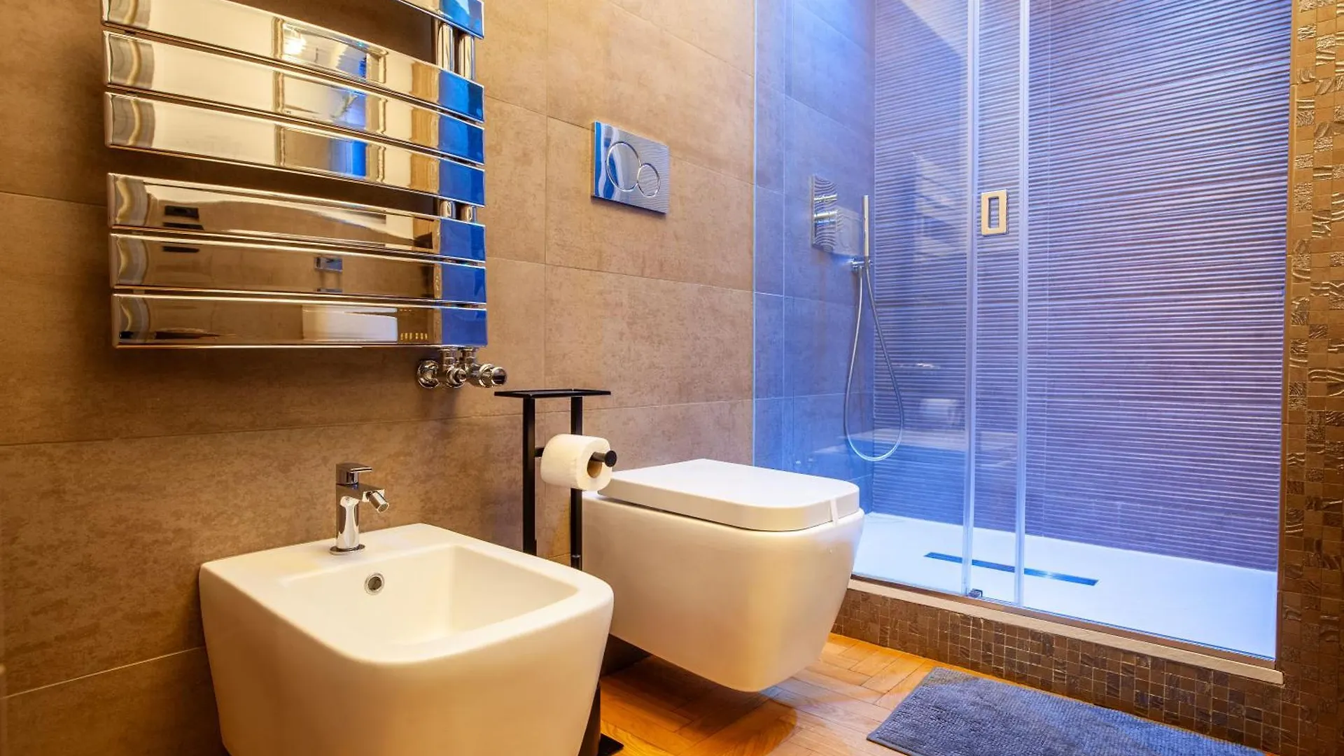 Apartment Home Boutique Con Cortile-Design&Fashion District Milan