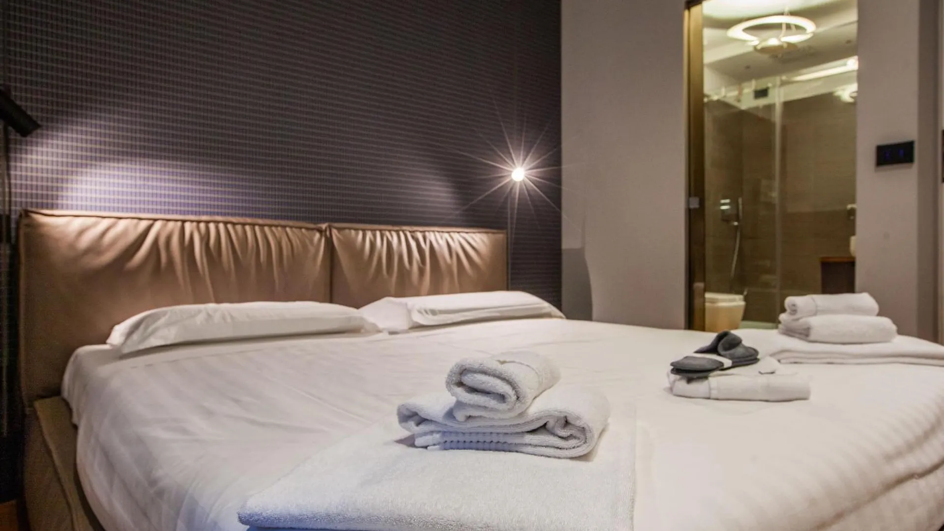 Apartment Home Boutique Con Cortile-Design&Fashion District Milan